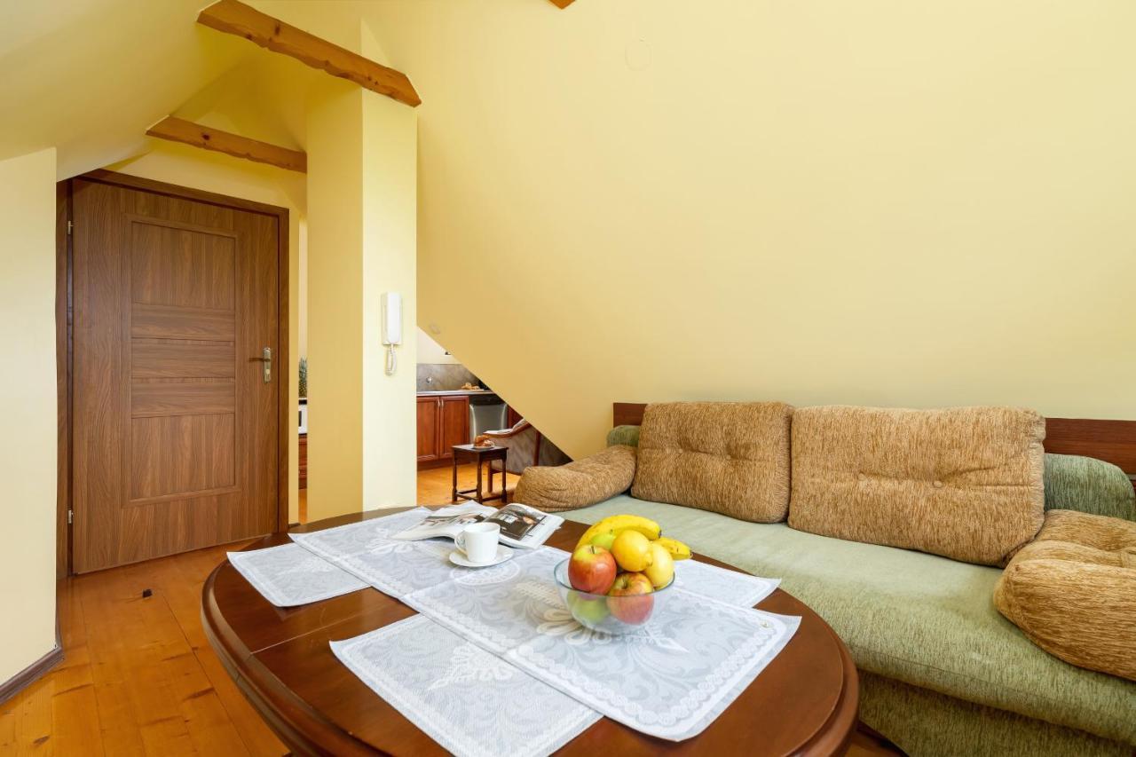 Wojciecha Brzegi By Renters Apartmán